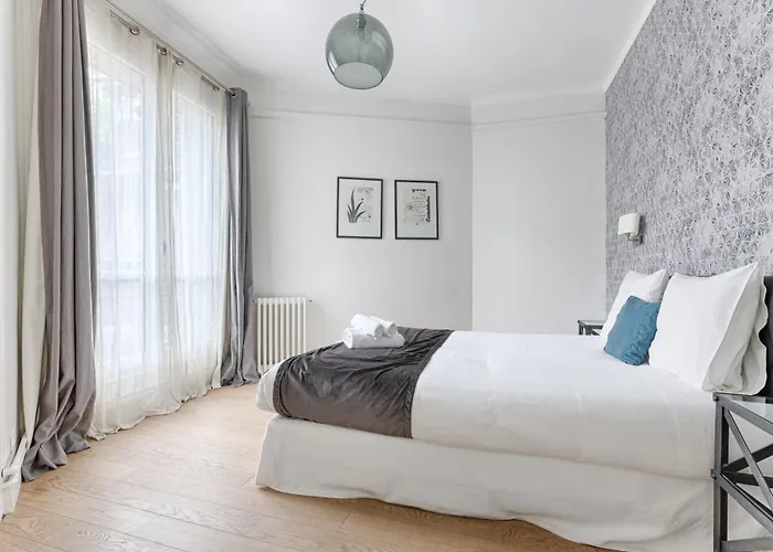 Luxury With Balcony * París