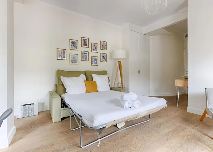 Luxury With Balcony Apartamento París