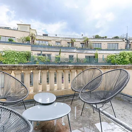 De Luxe Avec Terrasse