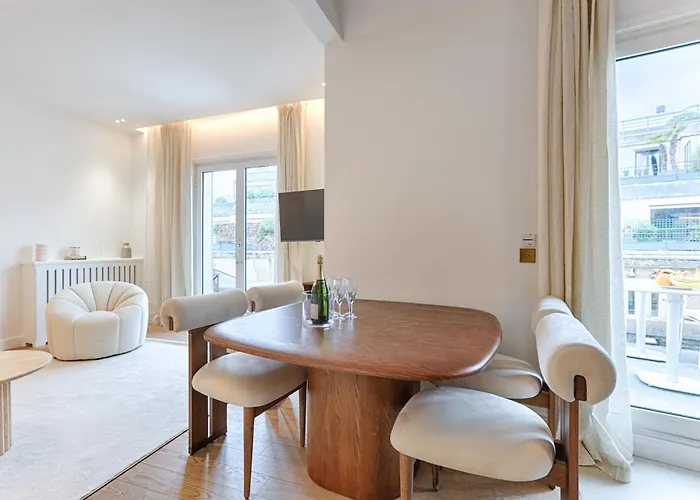 De Luxe Avec Terrasse Apartamento